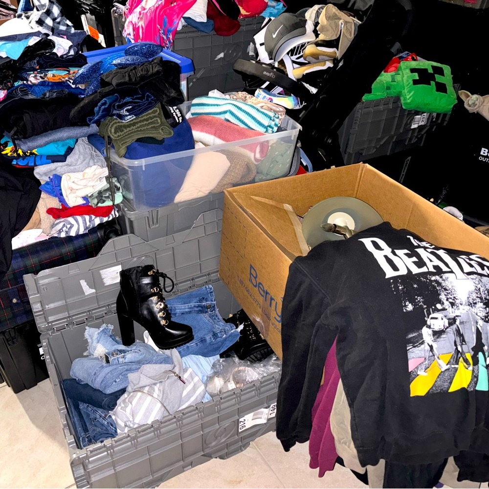 50 ITEMS OF CLOTHING & SHOES - WHOLESALE FOR BEGINNER RESELLERS!